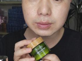 通过七老皮肤从红肿,爆痘,到现在的健康皮肤